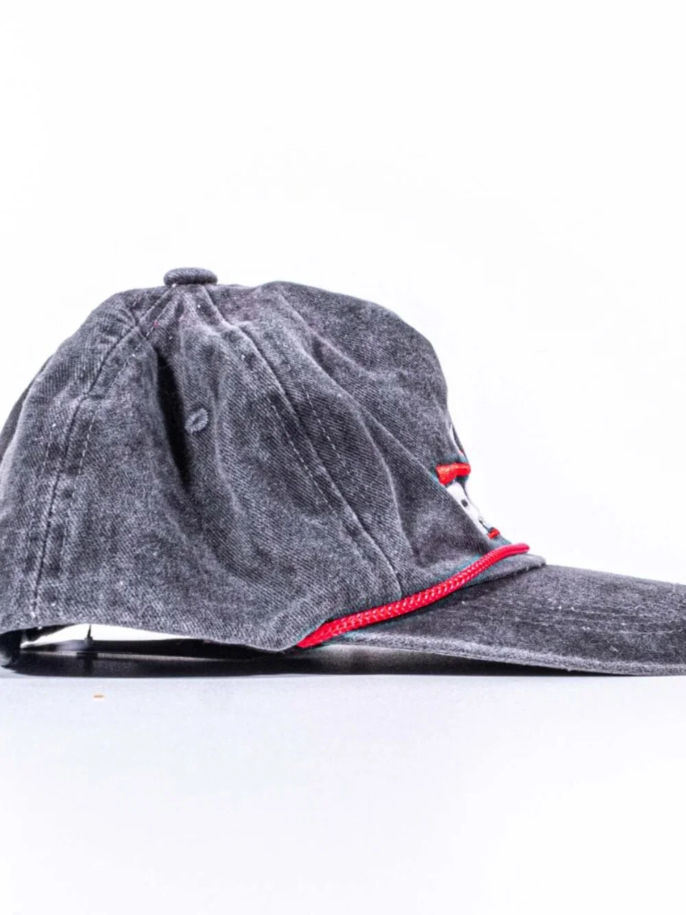 WWE Raw Netflix Debut VIP Exclusive Snapback Hat Cap Wrestling Promo Black Red